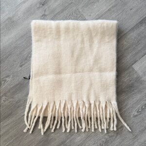 Zara Cream Fringe Scarf